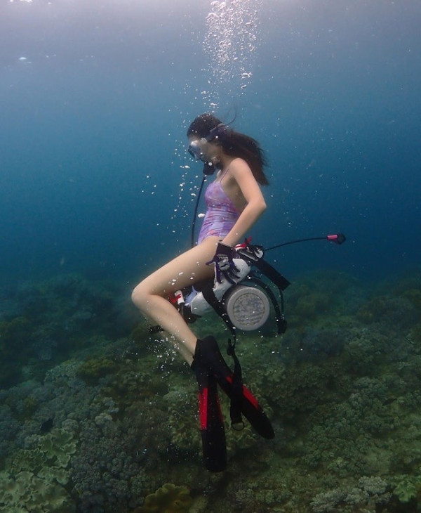 麥明詩與老公飛馬爾代夫度蜜月 被盛勁為「出賣」泳照:一早起身好正