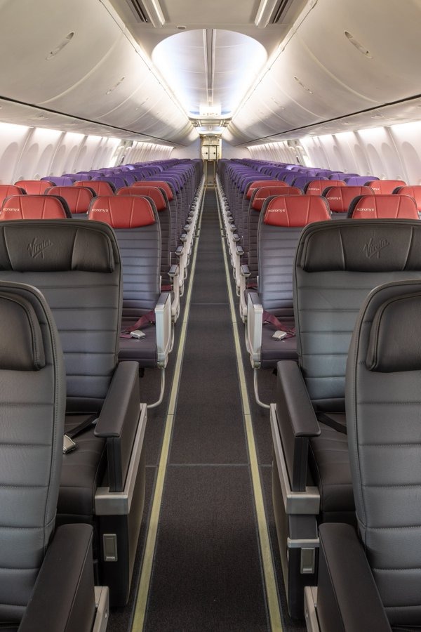 男乘客機上裸跑狂奔引恐慌 客機被逼折返 裸跑男下場如此… 