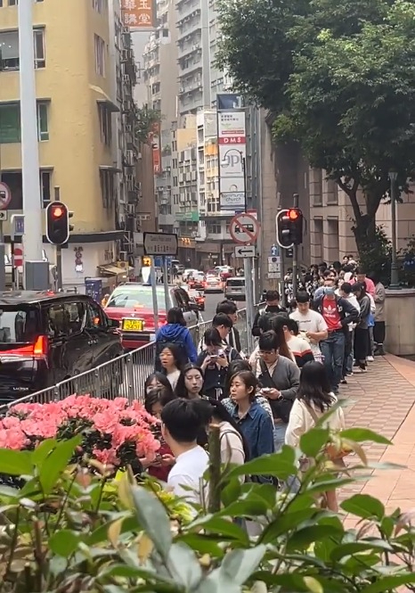 香港手信珍妮曲奇小熊$100賣餅碎惹爭議！網友發文公審：不值呢個價？