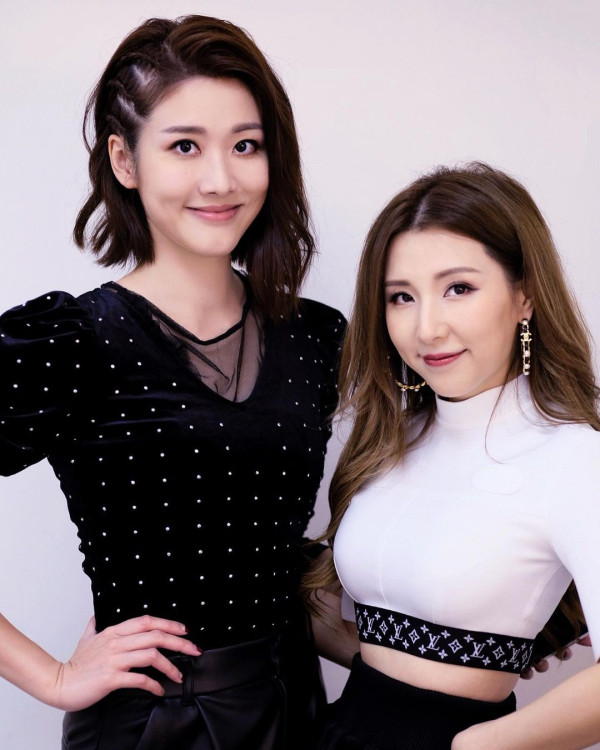 35歲女歌手譚嘉儀遊美國日日性感上陣 搭Uber竟意外收穫fans勁開心