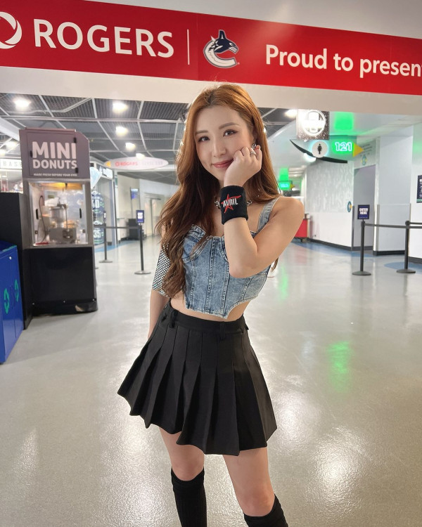 拍《降魔的2.0》結緣｜前TVB女星與譚嘉儀加拿大叙舊 2年前突返加國讀書 暫無意返港 