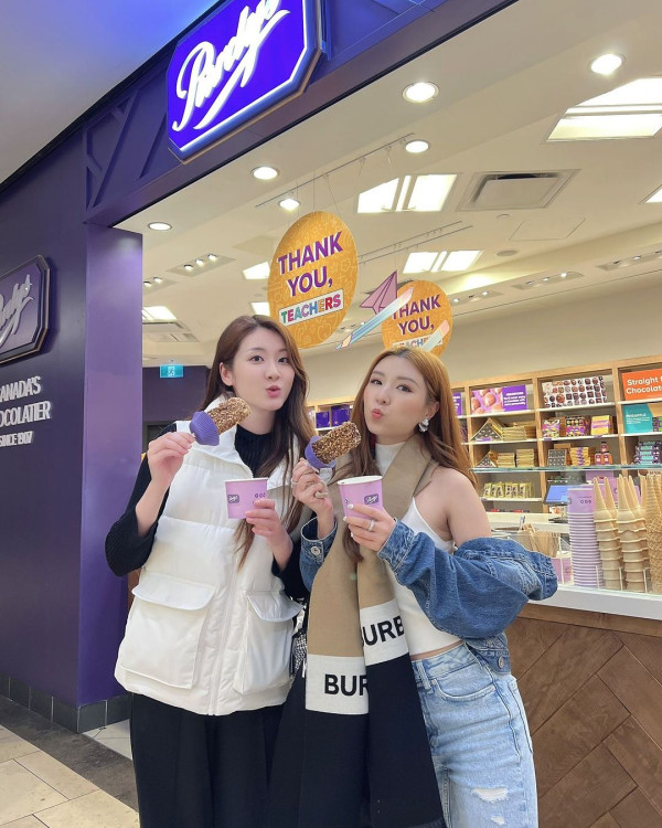 35歲女歌手譚嘉儀遊美國日日性感上陣 搭Uber竟意外收穫fans勁開心