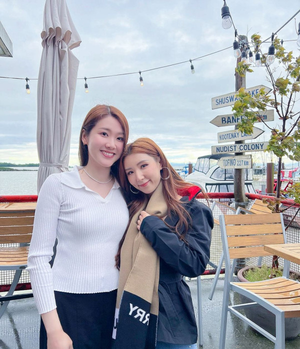 35歲女歌手譚嘉儀遊美國日日性感上陣 搭Uber竟意外收穫fans勁開心