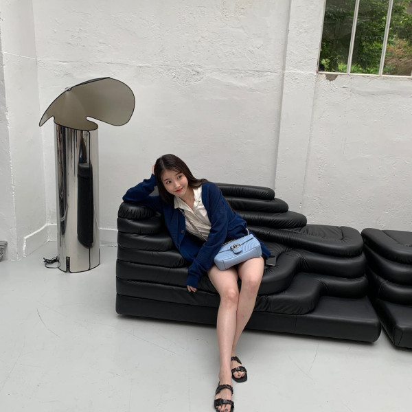 GG MARMONT小型絎縫肩揹袋/圖片來源 : IG@dlwlrma