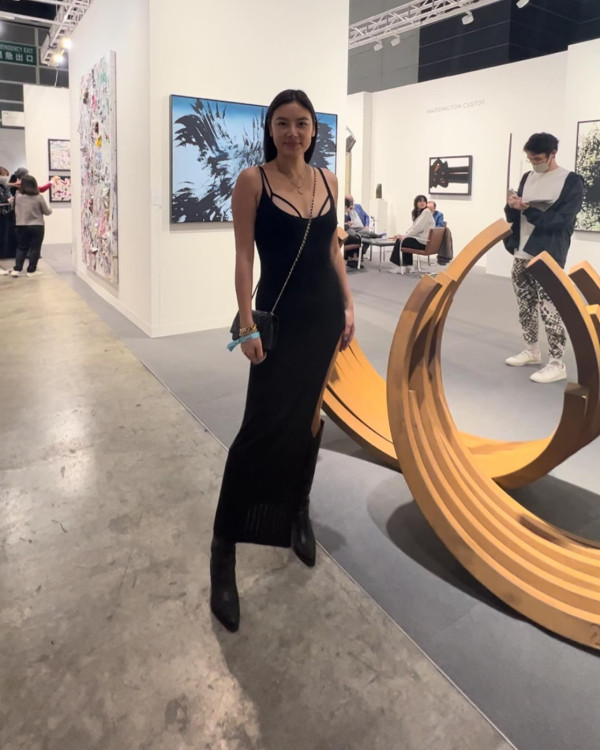 樂基兒離婚後轉行做瑜伽導師 飛峇里曬水著盡展fit爆身材 