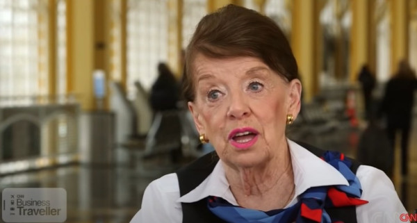 全球最資深空姐病逝享年88歲 飛足67年曾獲健力士紀錄認證