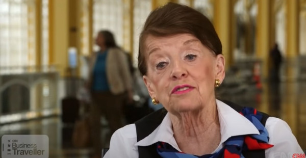 全球最資深空姐病逝享年88歲 飛足67年曾獲健力士紀錄認證