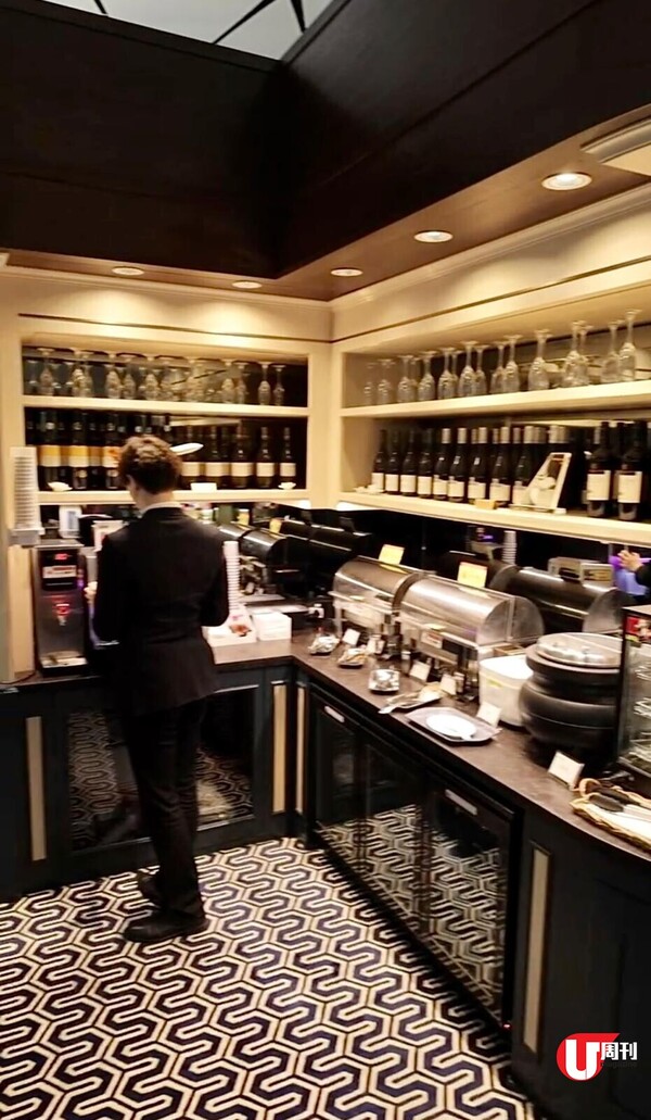 【獨家優惠碼最高減0】記者試坐!香港航空商務艙 | 180座躺平座椅、遨堂貴賓室、機上熱食