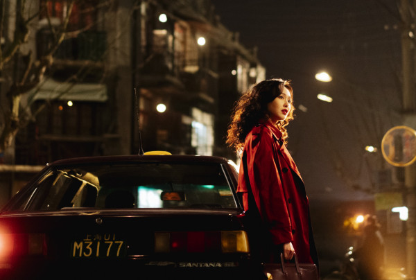 48歲性感女神開胸晚裝曬完美身材 老公親證「事業線巨大」 林熙蕾分享三大保養秘訣 