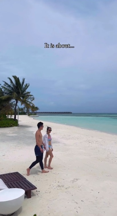 麥明詩盛勁為飛馬爾代夫度蜜月曬幸福合照 此行原來非二人世界 仲大手筆請埋…