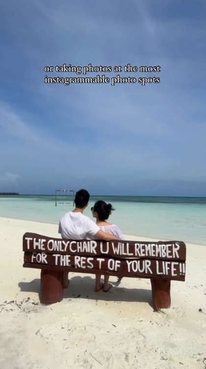 麥明詩盛勁為飛馬爾代夫度蜜月曬幸福合照 此行原來非二人世界 仲大手筆請埋…