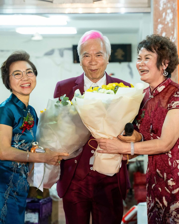 麥明詩盛勁為飛馬爾代夫度蜜月曬幸福合照 此行原來非二人世界 仲大手筆請埋…