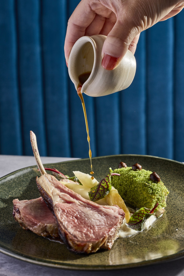 尖沙咀海景餐廳Hue Dining推出父親節餐飲   波士頓龍蝦／西冷牛扒／羊肋骨