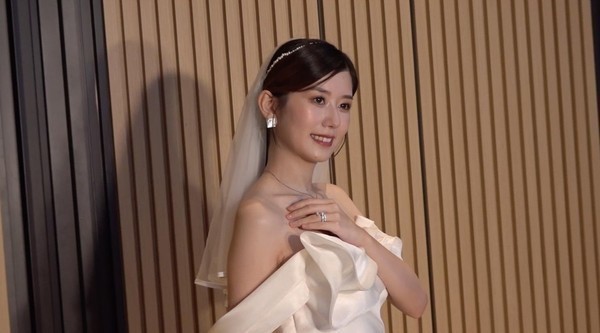 TVB小花快閃曼谷慶28歲生日 獲富貴老公送大量名牌?