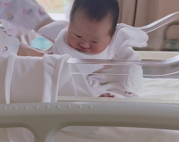 巴黎奧運｜無綫小花甫旅行相為運動員打氣 去年奉子成婚 罕曬老公甜蜜合照 