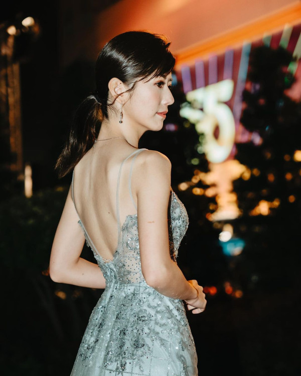 鞏姿希遊東京迪士尼興奮拍片 公然女廁內偷影遊客被網民鬧爆冇常識 