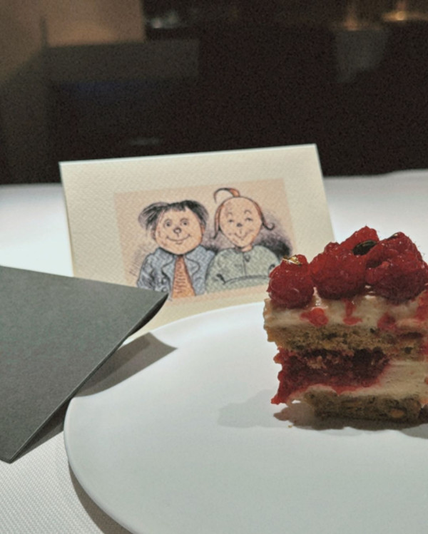 巴黎奧運｜無綫小花甫旅行相為運動員打氣 去年奉子成婚 罕曬老公甜蜜合照 