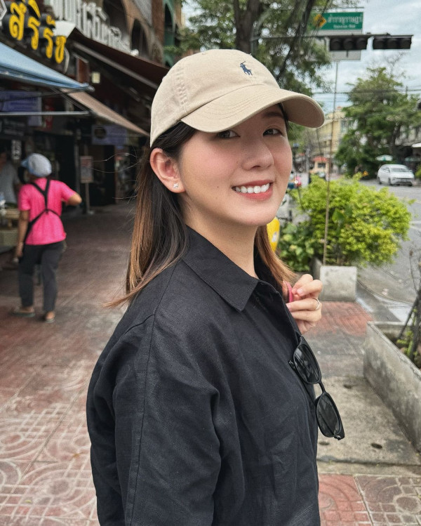 張家朗孖法籍女友蜜遊沖繩 曬石垣島打卡合照罕有放閃 