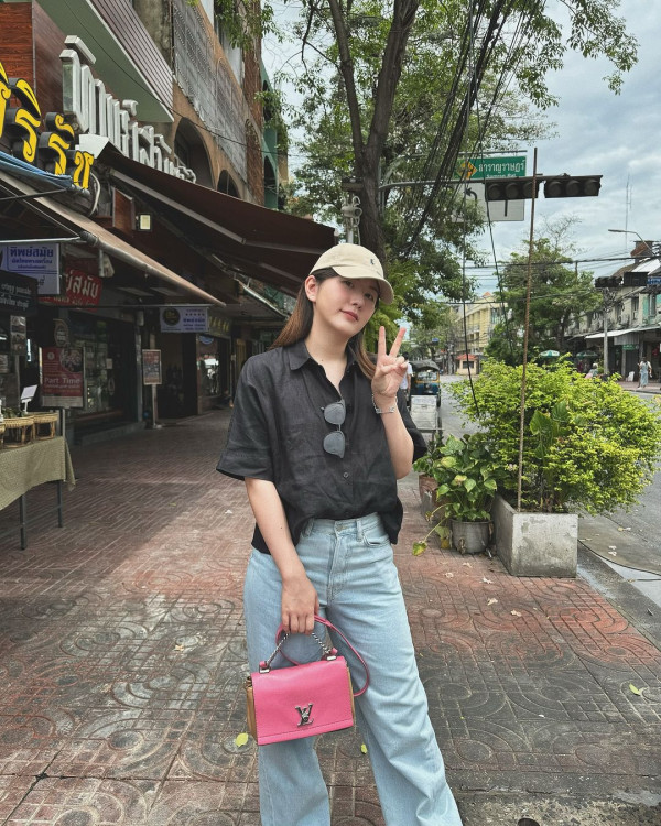 張家朗孖法籍女友蜜遊沖繩 曬石垣島打卡合照罕有放閃 