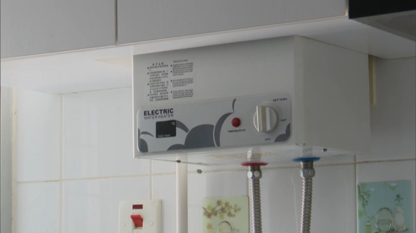 電費水費突暴漲 公屋獨居婦收$8600天價電費單 專家揭2常見原因導致