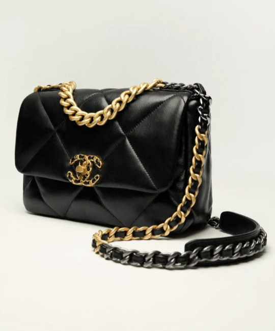 CHANEL手袋2024推介2：CHANEL 19 手袋/圖片來源 : CHANEL 官網