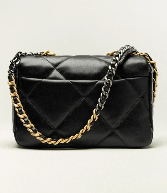 CHANEL手袋2024推介2：CHANEL 19 手袋/圖片來源 : CHANEL 官網