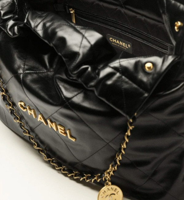 CHANEL手袋2024推介3：CHANEL 22 手袋/圖片來源 : CHANEL 官網