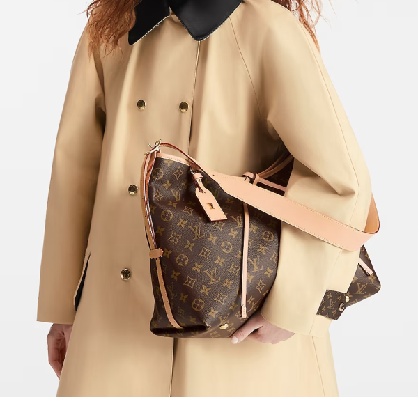 LV手袋傳加價｜必買推薦5：CarryAll MM 手袋 HK$22,700