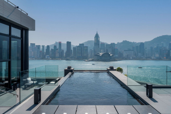 香港麗晶酒店全新3大豪宅級房型翻新後首曝光！每晚港幣16萬8千總統套房、2層大設私人健身房/桑拿/無邊際泳池！