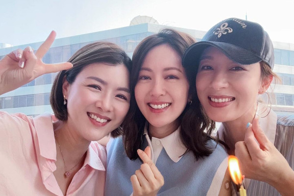 唐詩詠日本環球影城被巧遇親民自拍 皮膚真實狀態曝光 網友讚gfable 