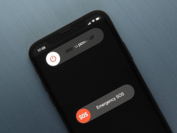 手機長開唔熄易中招？美國NSA籲每週必重啟1次 防黑客零點擊入侵