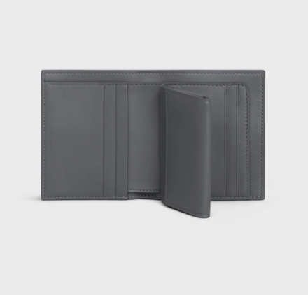 名牌銀包2024推薦2.CELINE 雙色粒面牛皮革飾帶錢包