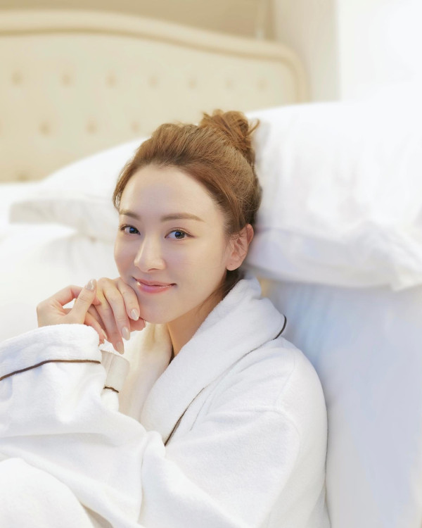 王敏奕10年TVB演藝生涯23歲至33歲螢幕變化 公屋出身脫胎換骨升呢「最靚家嫂」