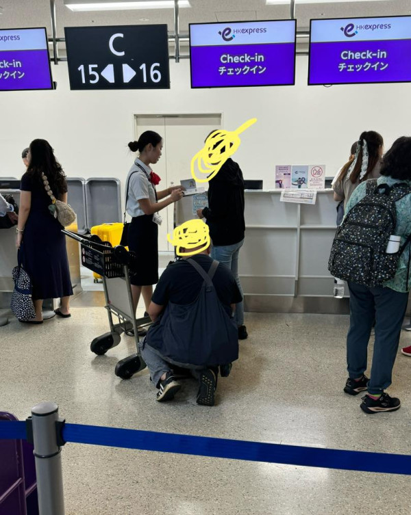旅客機場穿「UO神物」全身腫脹乘搭HK Express 網民嘲好肉酸