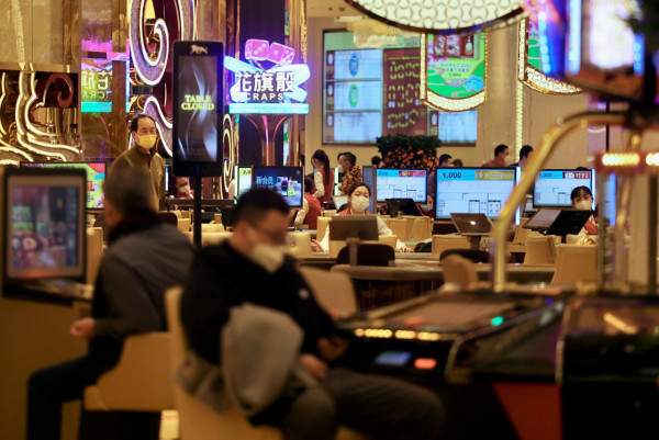消息：澳門政府要求賭場停止提供免費小食！憂遊客「0元遊」影響小商戶生存空間