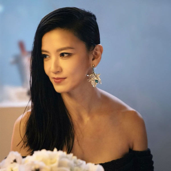 陳豪陳茵媺結婚周年甜蜜遊韓國 影韓式沙龍照遭重手P圖驚變「白面oppa」 