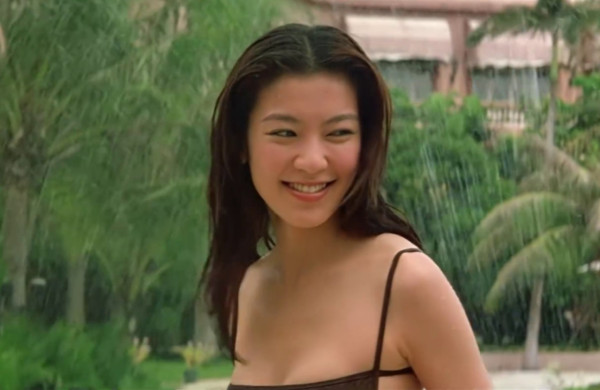 48歲性感女神開胸晚裝曬完美身材 老公親證「事業線巨大」 林熙蕾分享三大保養秘訣 