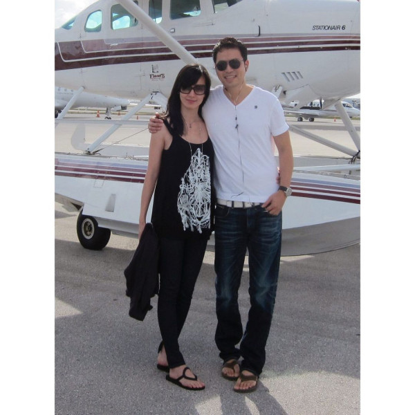 48歲性感女神開胸晚裝曬完美身材 老公親證「事業線巨大」 林熙蕾分享三大保養秘訣 