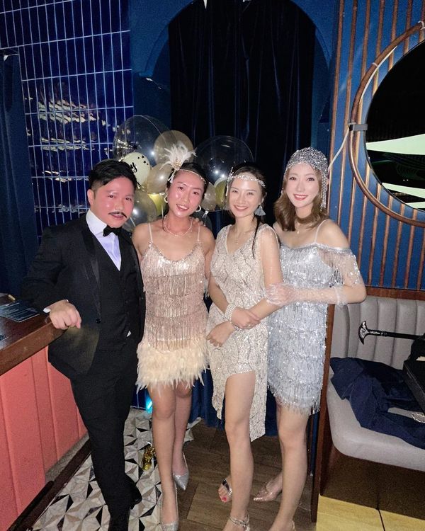 蔡嘉欣孖陳詩欣西班牙旅行飛足半個月 同行原來仲有索家姐 身形禾稈冚珍珠 