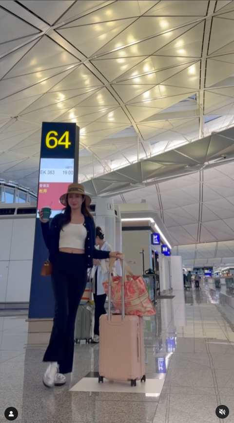 蔡嘉欣孖陳詩欣西班牙旅行飛足半個月 同行原來仲有索家姐 身形禾稈冚珍珠 