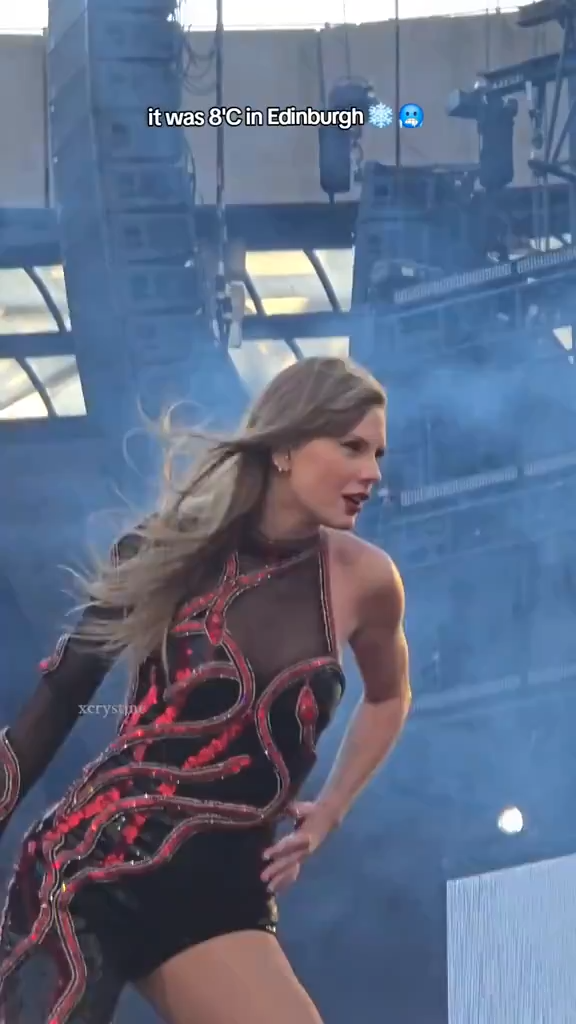 Taylor Swift演唱會敬業吃鼻涕畫面瘋傳！零下10度表演服裝單薄 