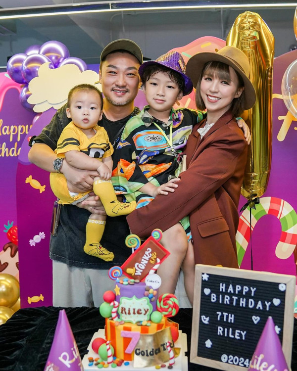 41歲孫慧雪曬自拍照少女感十足 一家四口飛美國 直言挑戰體能極限 