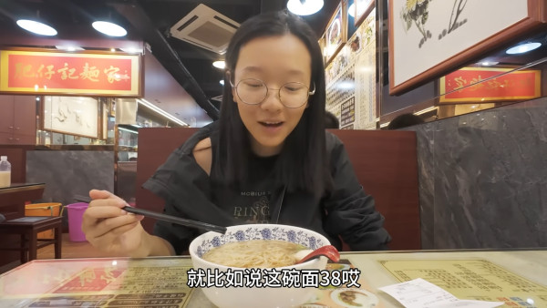 日本旅客時隔多年重遊香港 旺角對比照感嘆一切已改變 直言：感到絕望 