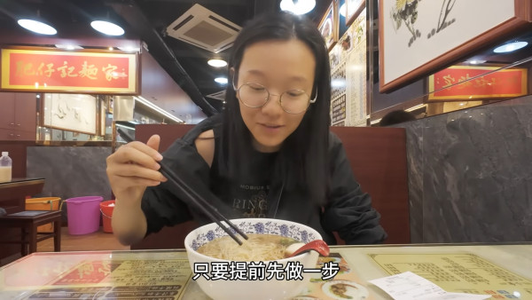 日本旅客時隔多年重遊香港 旺角對比照感嘆一切已改變 直言：感到絕望 