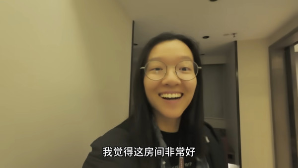 日本旅客時隔多年重遊香港 旺角對比照感嘆一切已改變 直言：感到絕望 