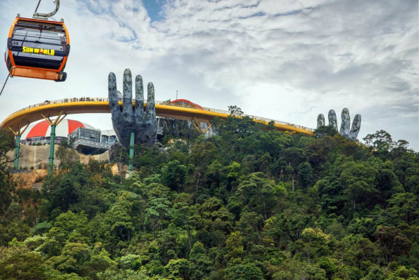 巴拿山（圖片來源：Sun World BA NA HILLS）