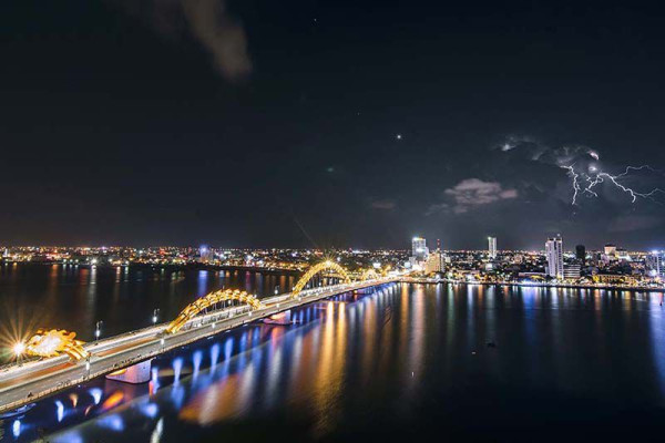 金龍大橋（圖片來源：DA NANG FANTASTIC CITY）