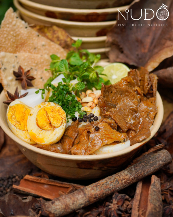 NU ĐỒ Kitchen是峴港一間人氣餐廳，以廣南麵聞名。（圖片來源：Facebook@NU ĐỒ Kitchen）