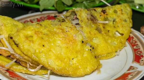 Bánh Xèo Bà Dưỡng的越南煎餅被稱為是峴港最好吃的煎餅。（圖片來源：Facebook@Bánh Xèo Bà Dưỡng）