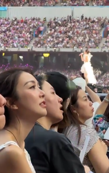 薛凱琪罕見被出賣素顏樣！43歲真實外貌狀態極佳 